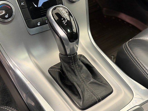 Volvo XC70 22 of 28