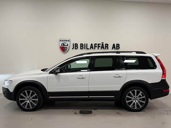 Volvo XC70 7 of 28
