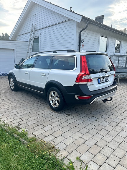 Volvo XC70 3 of 15