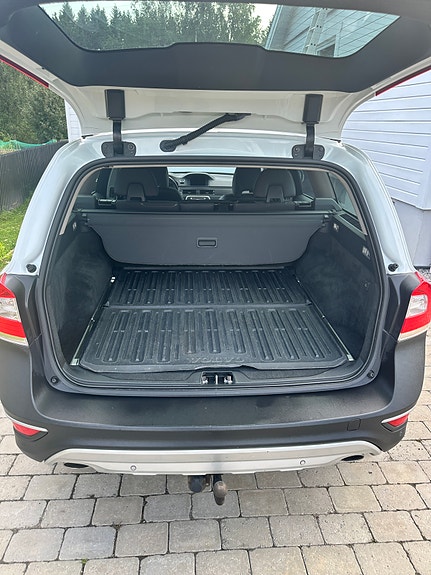 Volvo XC70 8 of 15