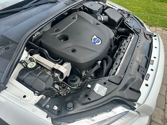 Volvo XC70 10 of 15