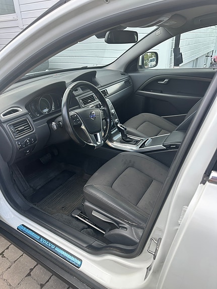Volvo XC70 6 of 15