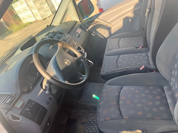 Mercedes-Benz Vito 115 4 of 5