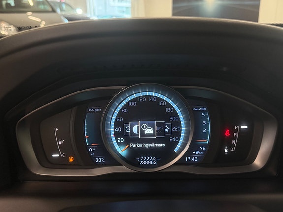 Volvo XC60 18 of 18