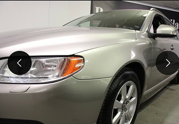Volvo V70 3 of 11
