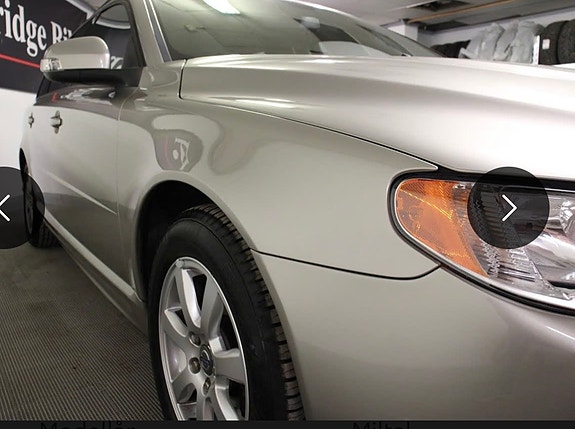 Volvo V70 4 of 11