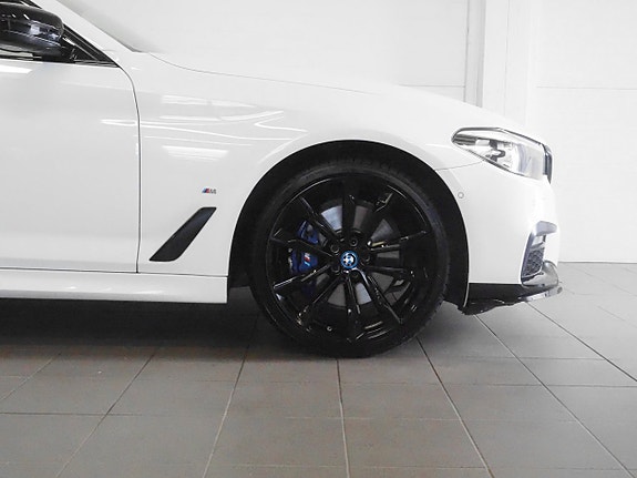 BMW 530e 5 of 19