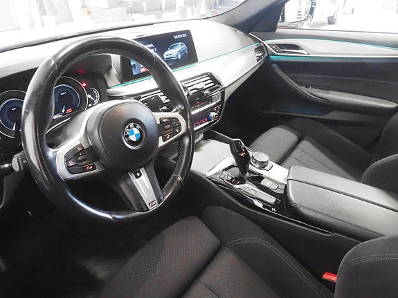 BMW 530e 14 of 19