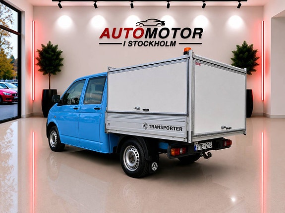 Volkswagen Transporter 3 of 17