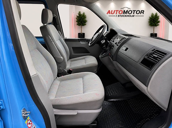 Volkswagen Transporter 7 of 17