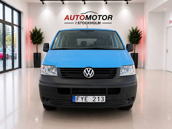 Volkswagen Transporter 6 of 17