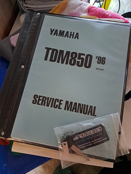 Yamaha TDM 850 6 of 6