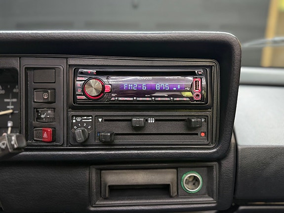 Volkswagen Golf I 16 of 18