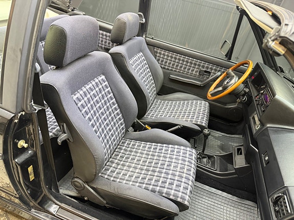 Volkswagen Golf I 11 of 18