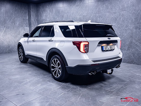 Ford Explorer 5 of 30