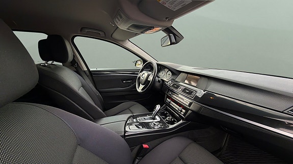 BMW 520d 11 of 30