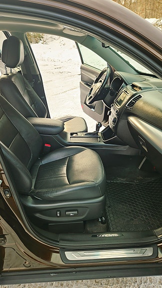 Kia Sorento 7 of 20
