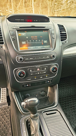 Kia Sorento 18 of 20