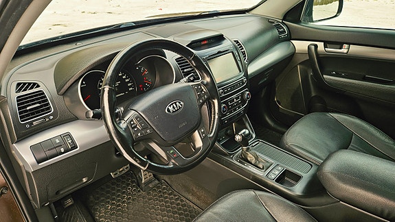 Kia Sorento 17 of 20