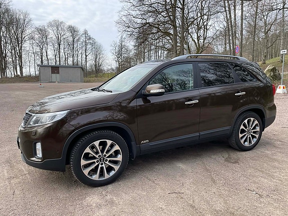 Kia Sorento 3 of 20