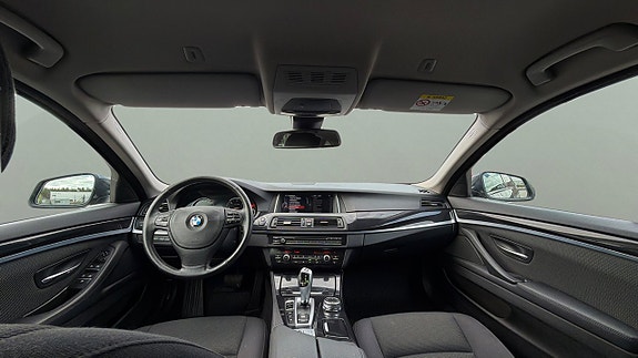 BMW 520d 10 of 30