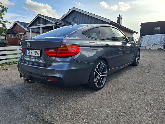 BMW 320d 4 of 6