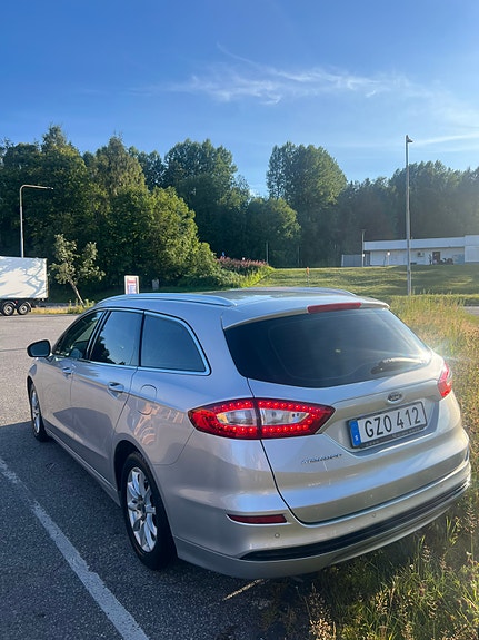 Ford Mondeo 20 of 20