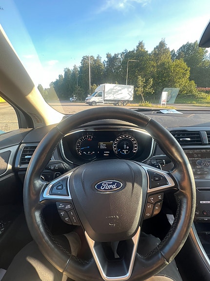 Ford Mondeo 11 of 20