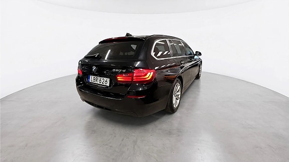 BMW 520 3 of 21