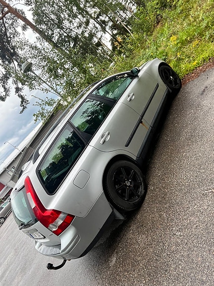 Volvo V50 2 of 7
