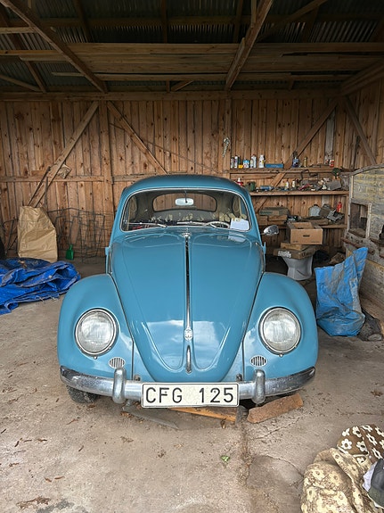 Volkswagen 1200 2 of 10