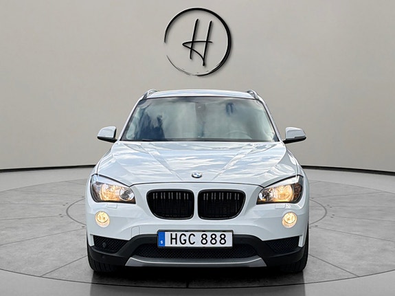 BMW X1 3 of 23