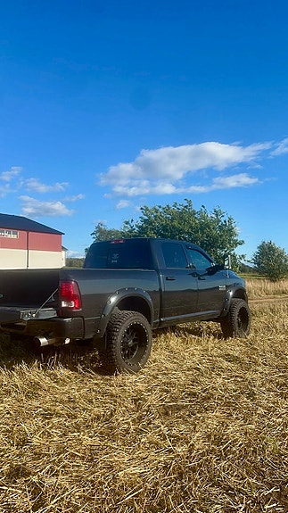 RAM 1500 3 of 4