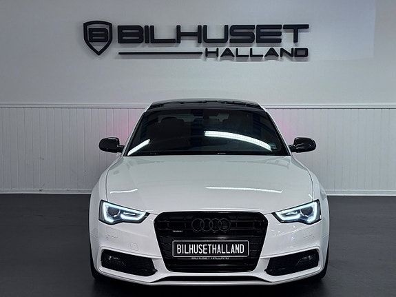 Audi A5 3 of 27