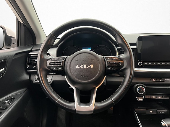 Kia Stonic 11 of 30
