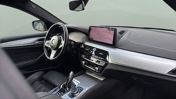 BMW 530e 11 of 24