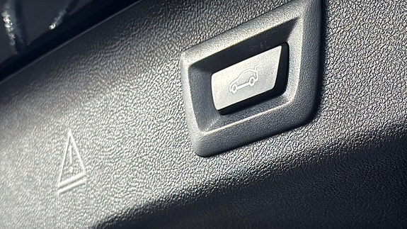 BMW 530e 24 of 24
