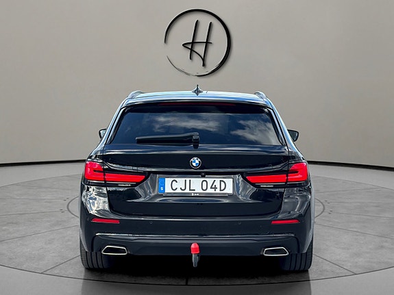 BMW 530e 4 of 24