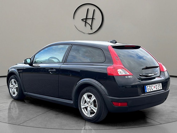 Volvo C30 8 of 9