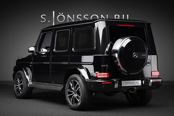 Mercedes-Benz G500 2 of 21