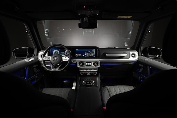 Mercedes-Benz G500 13 of 21
