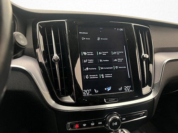 Volvo V60 25 of 30