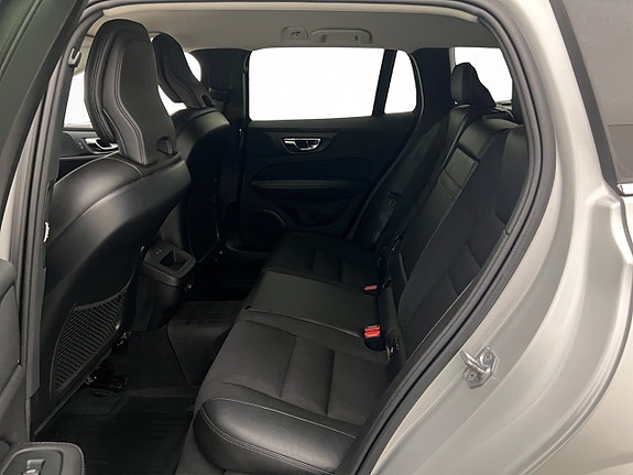 Volvo V60 18 of 30