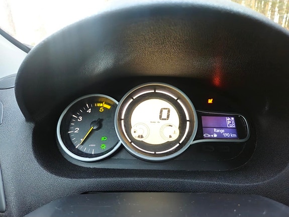 Renault Megane III 9 of 12