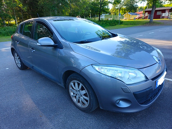 Renault Megane III 3 of 12
