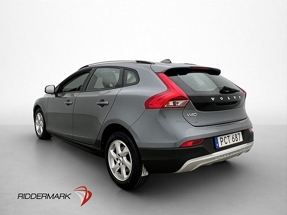 Volvo V40 Cross Country 5 of 30