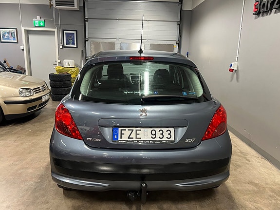 Peugeot 207 9 of 21