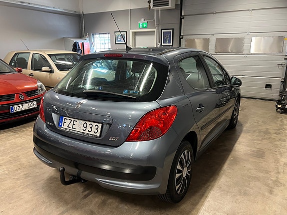 Peugeot 207 11 of 21