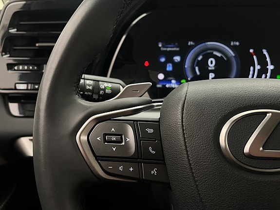 Lexus RX350h 17 of 30