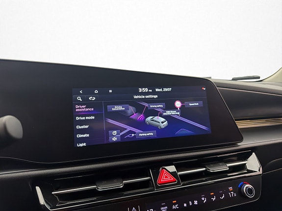 Kia Niro 24 of 28
